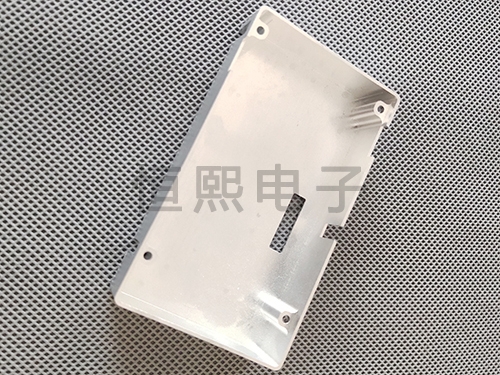 殼體1